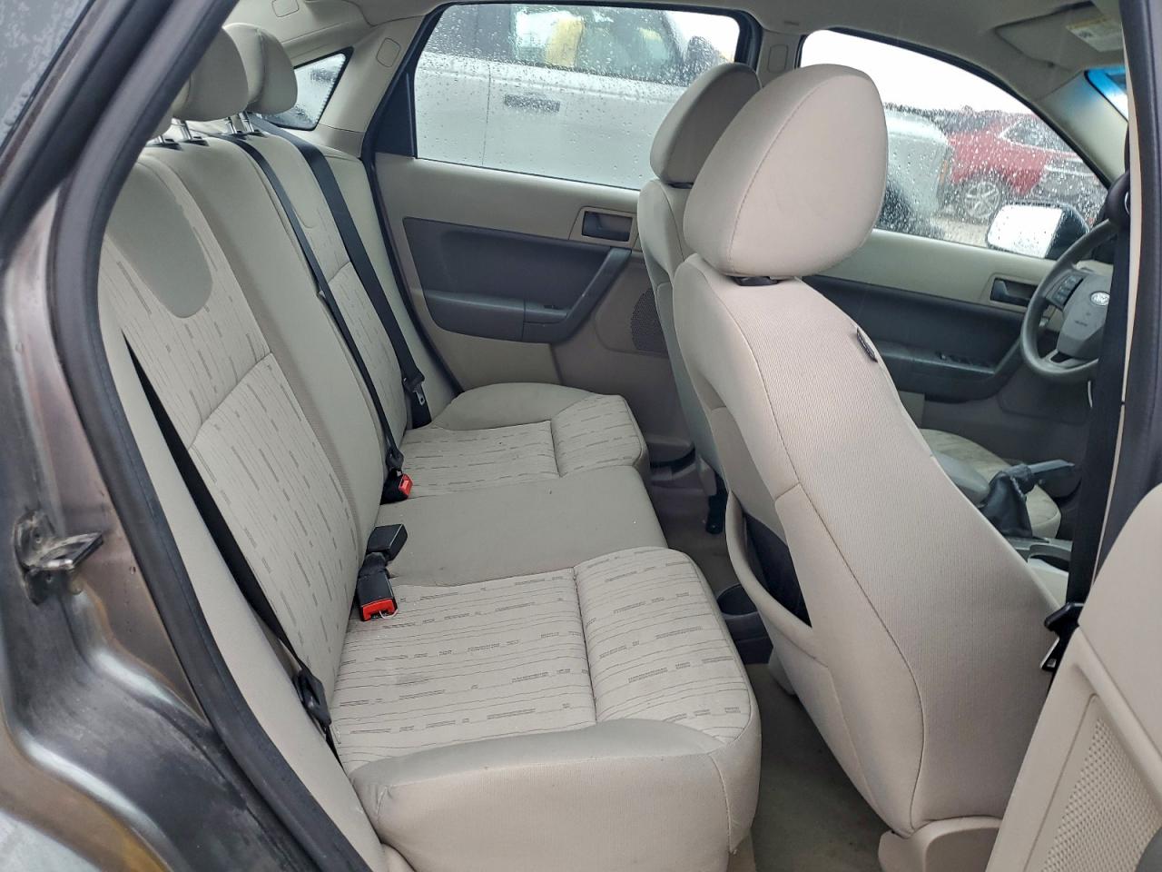 Ford Focus Se Image 9