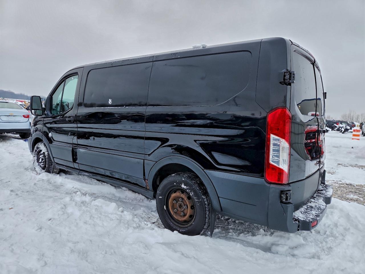 Ford Transit T-150 Image 2