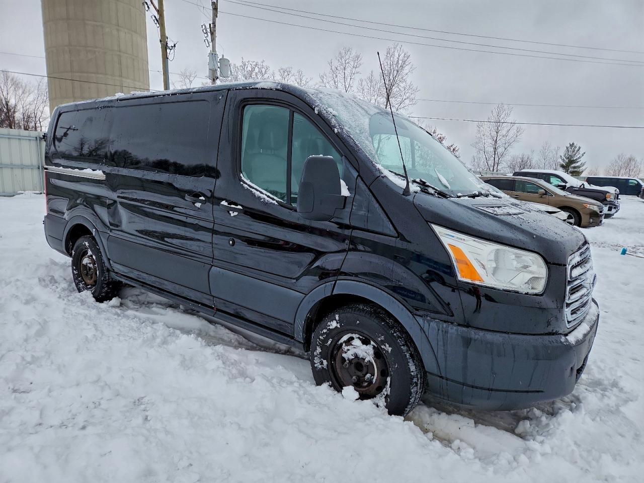 Ford Transit T-150 Image 12