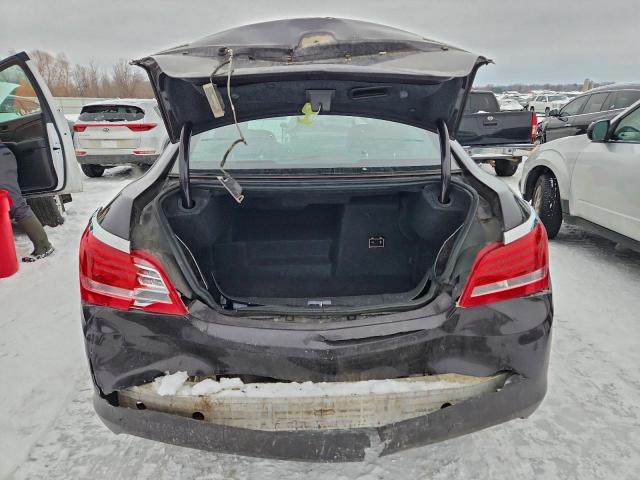 Buick LaCrosse Image 13