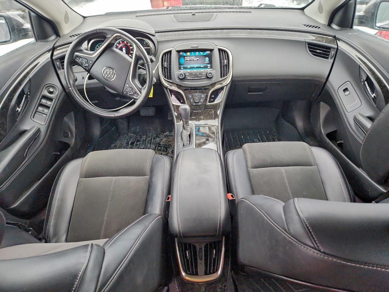 Buick LaCrosse Image 8