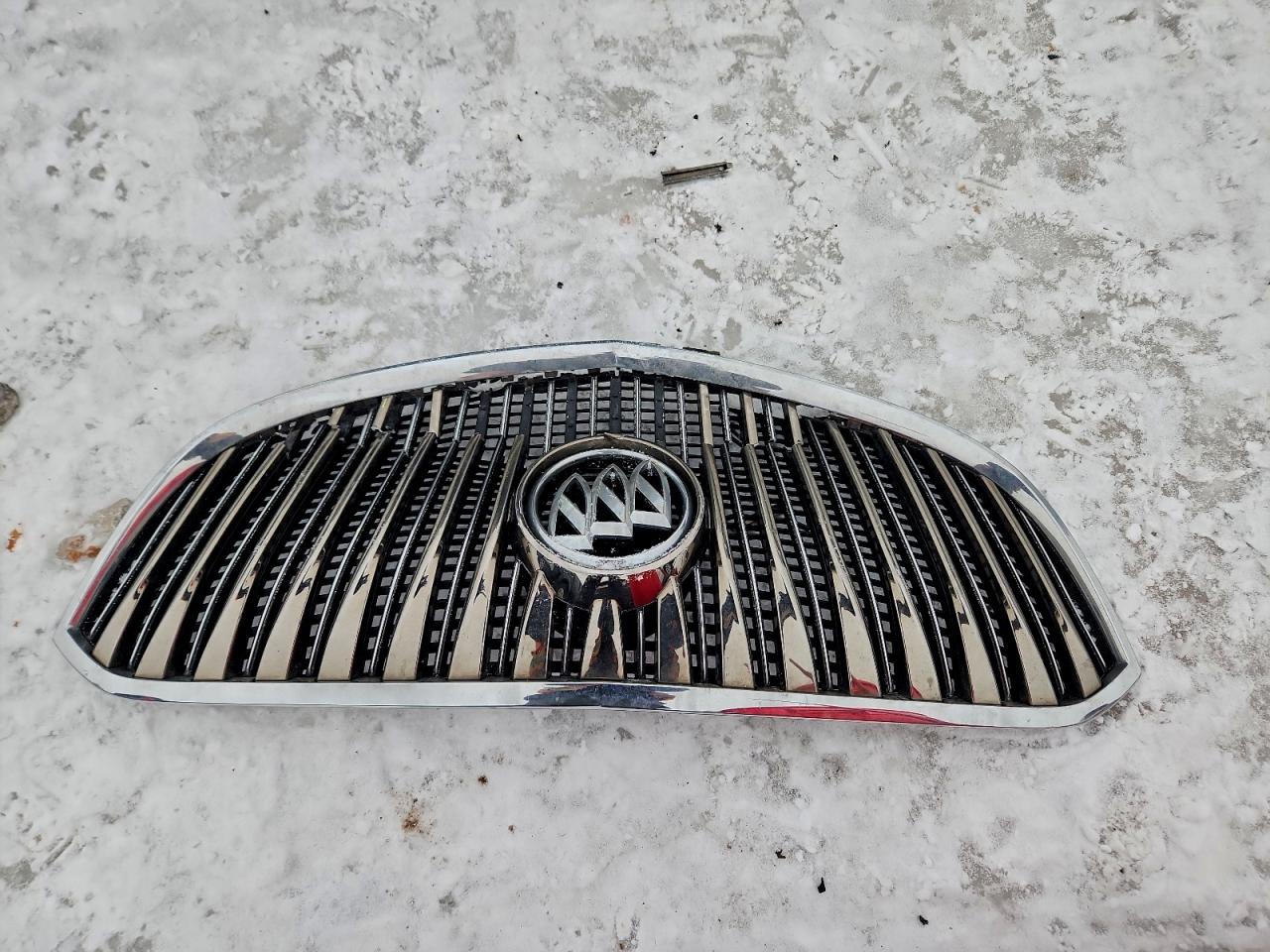 Buick LaCrosse Image 10