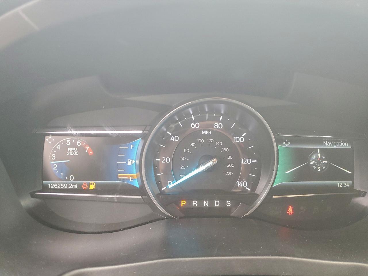 Ford Explorer Limited Image 4