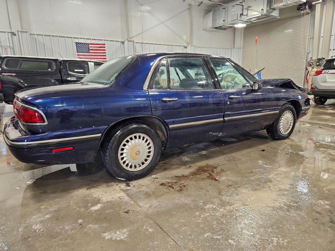 Buick LeSabre Custom Image 4