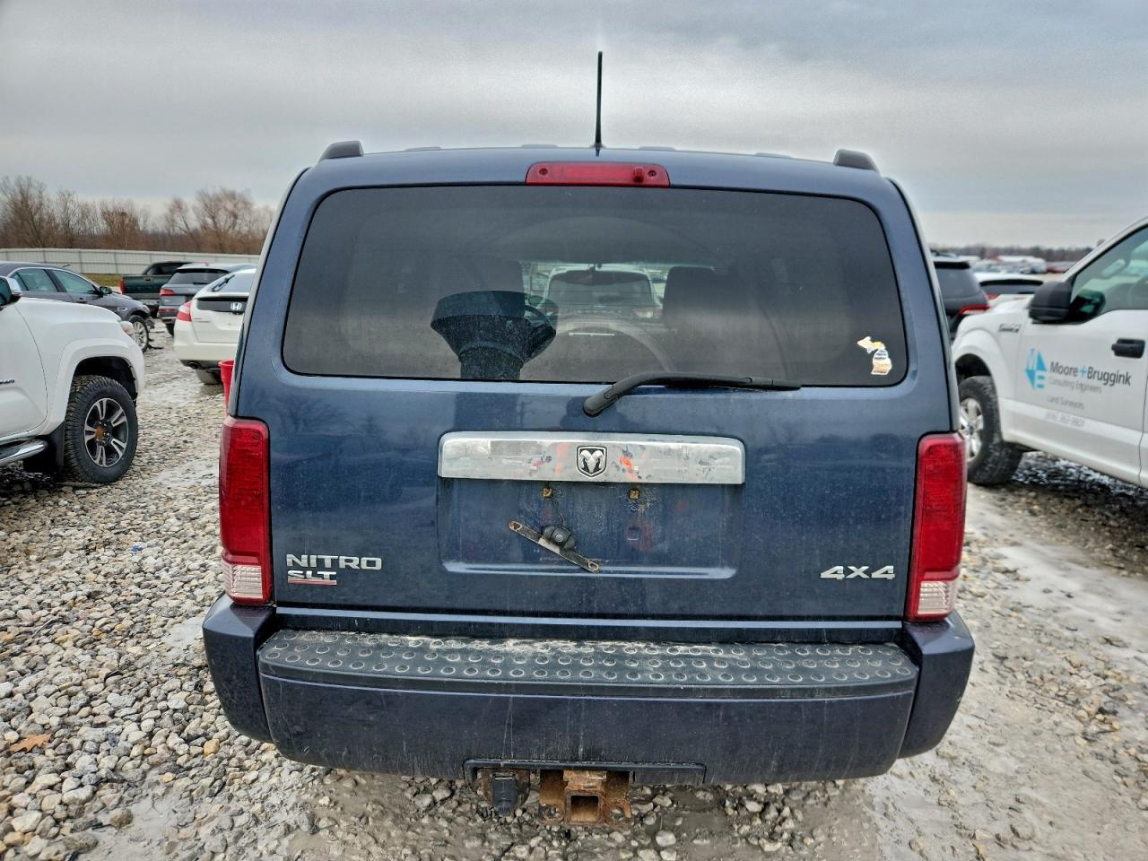 Dodge Nitro Slt Image 7