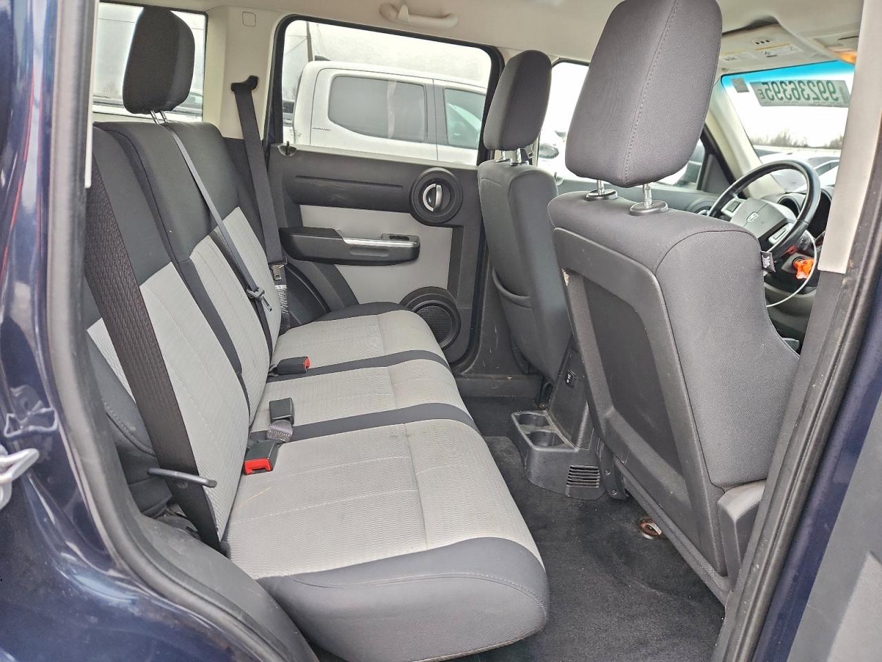 Dodge Nitro Slt Image 10