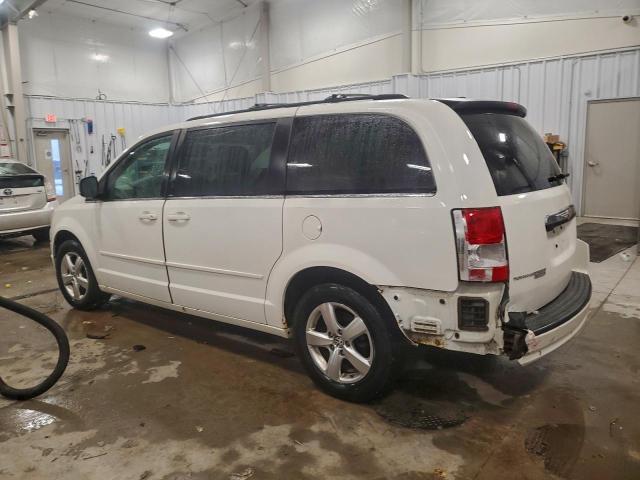 Chrysler Minivan Touring Image 4