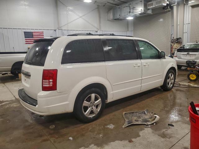 Chrysler Minivan Touring Image 13