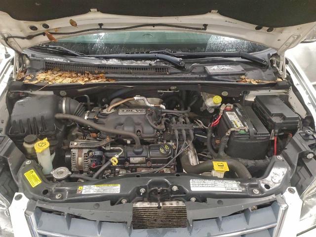 Chrysler Minivan Touring Image 8