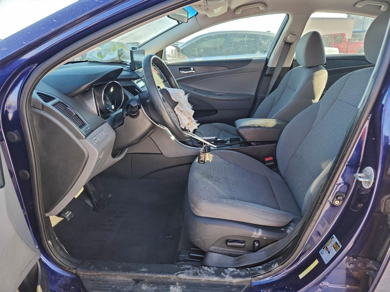 Hyundai SONATA Gls Image 5