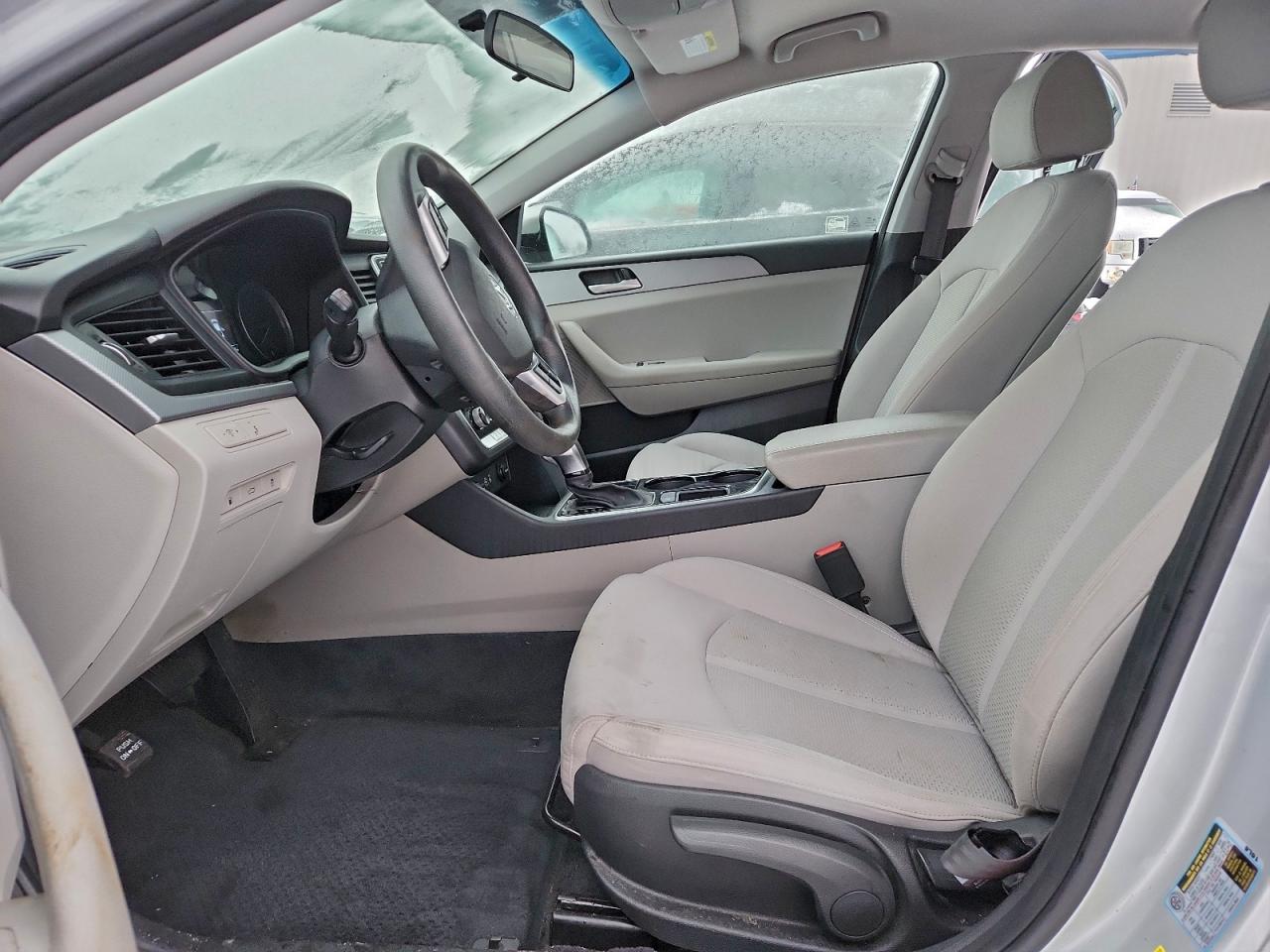 Hyundai SONATA Se Image 6