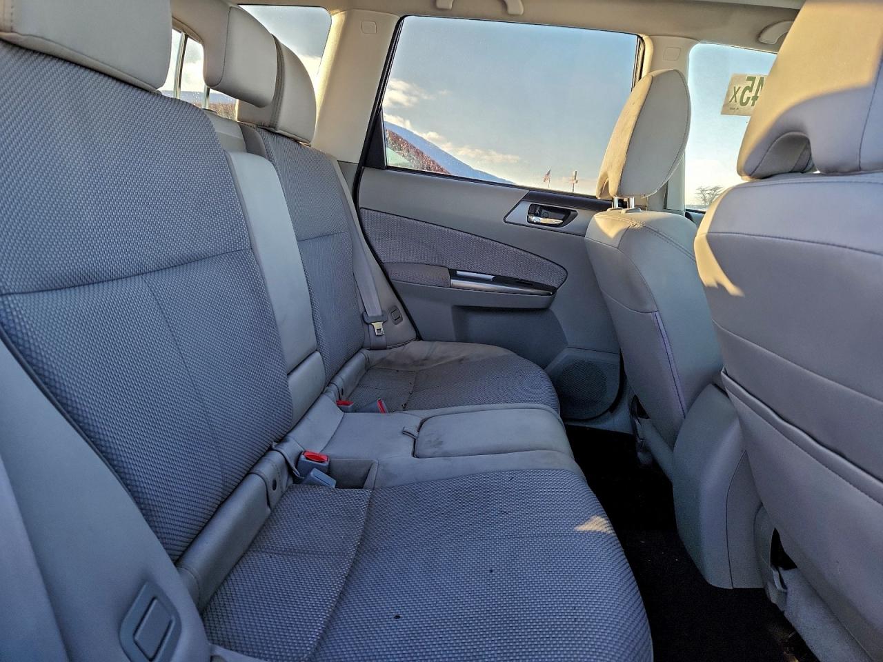 Subaru Forester 2.5x Premium Image 12