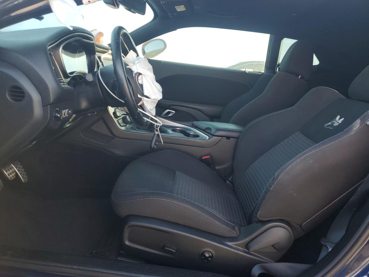 Dodge Challenger R/t 392 Image 6