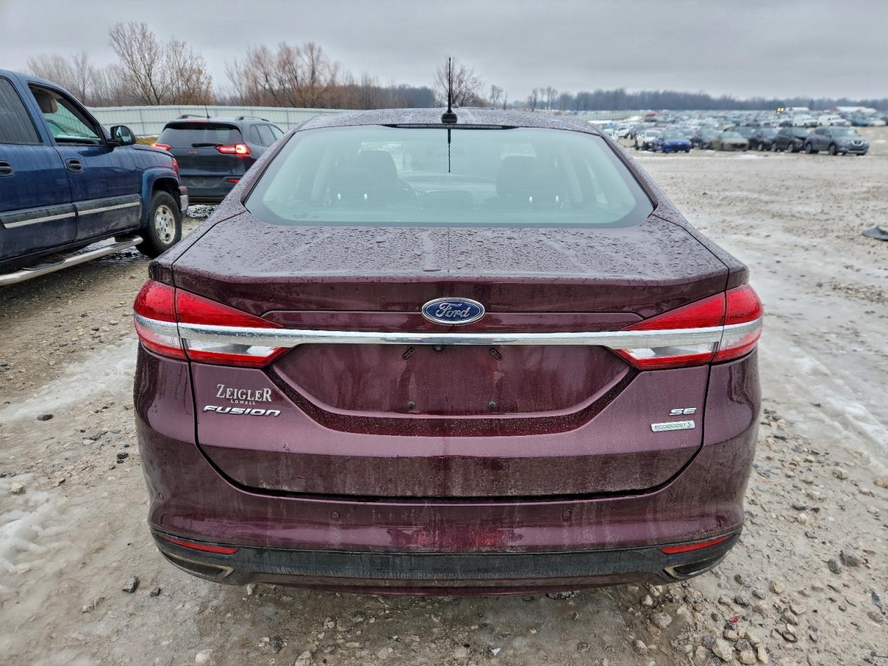 Ford Fusion Se Image 7