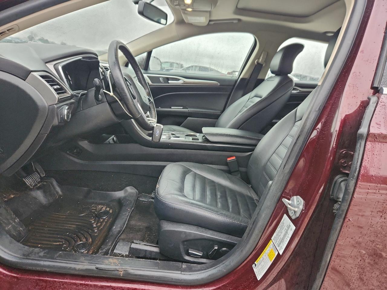 Ford Fusion Se Image 6