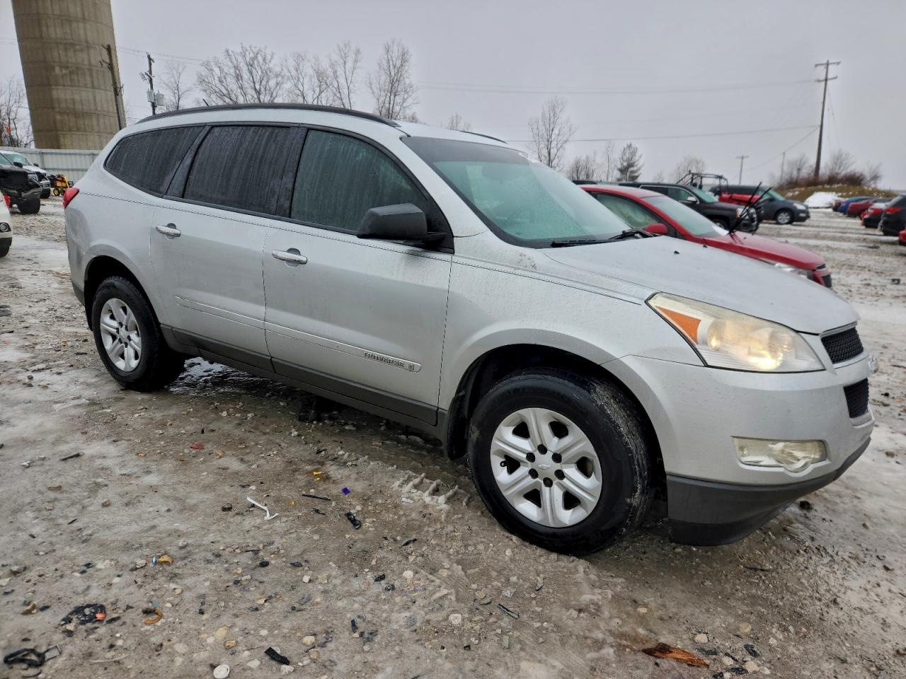 Chevrolet Traverse Ls Image 9