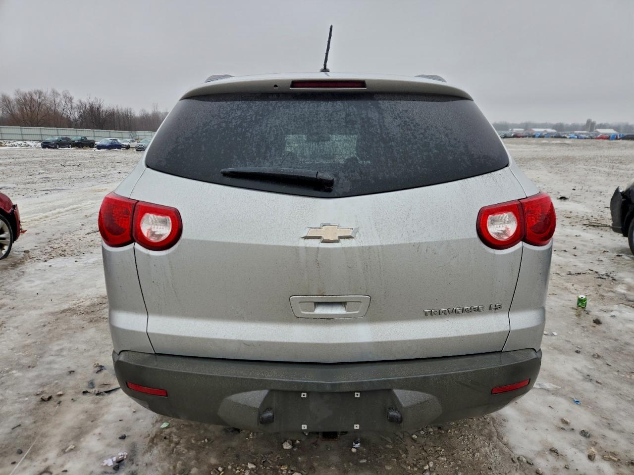 Chevrolet Traverse Ls Image 3