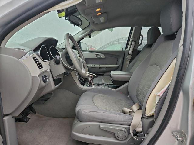Chevrolet Traverse Ls Image 4