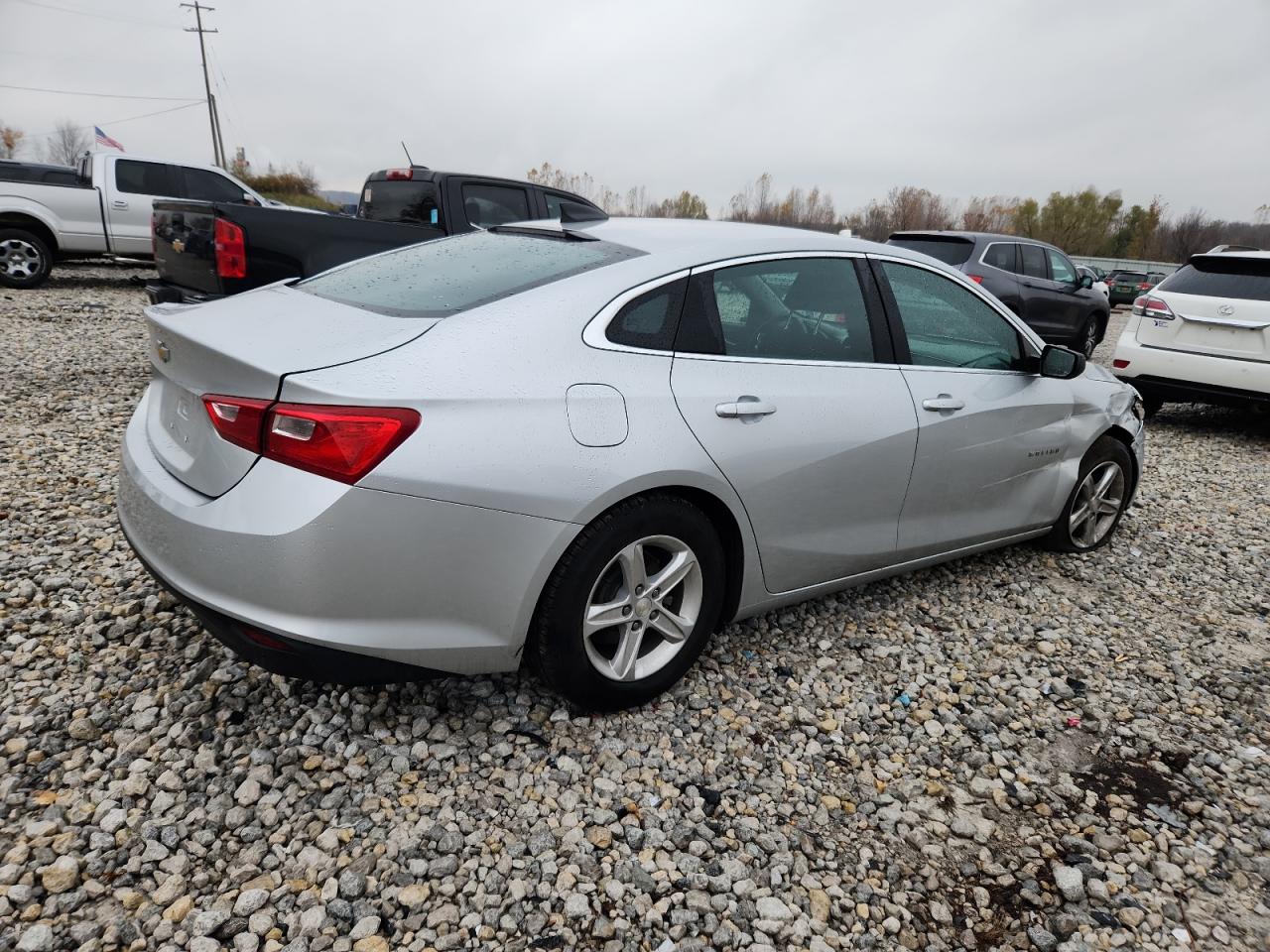 Chevrolet Malibu Ls Image 2