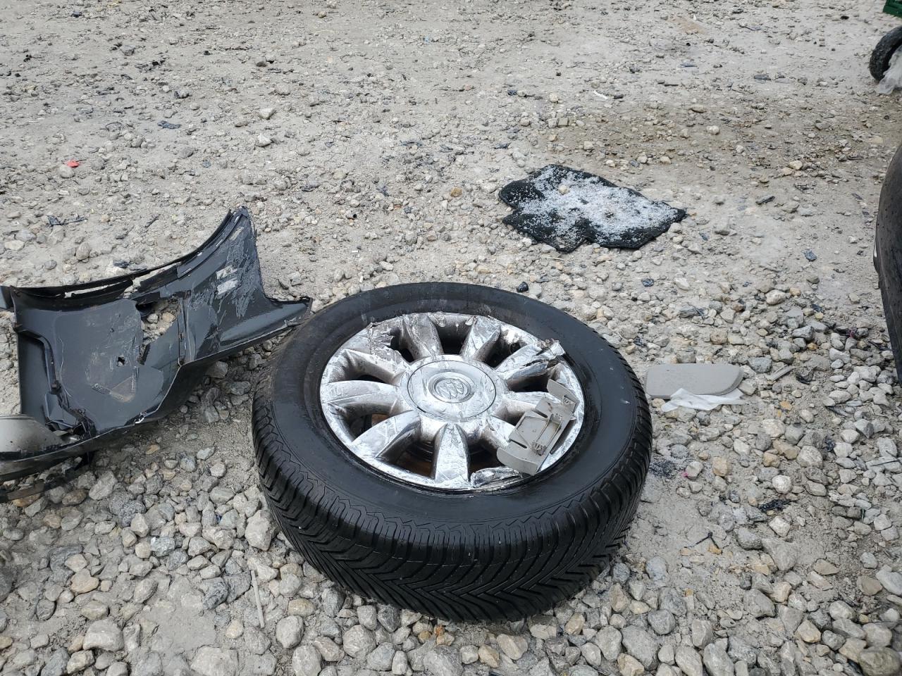 Buick Enclave Image 13