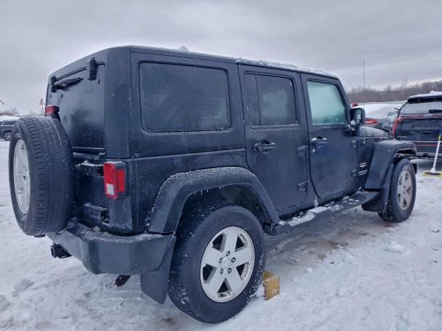 Jeep Wrangler Sahara Image 7