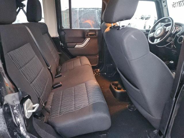 Jeep Wrangler Sahara Image 13