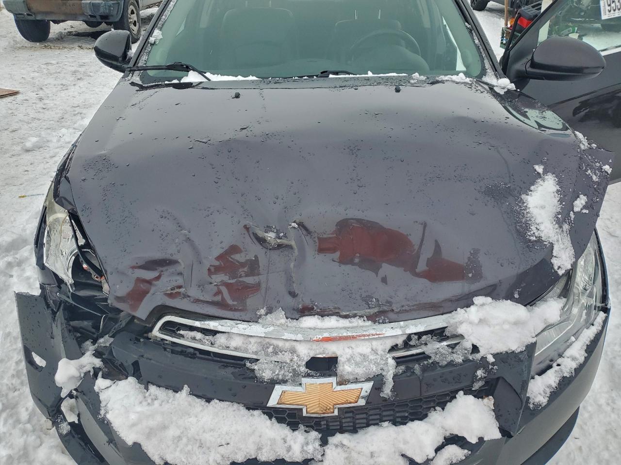 Chevrolet Cruze Lt Image 10