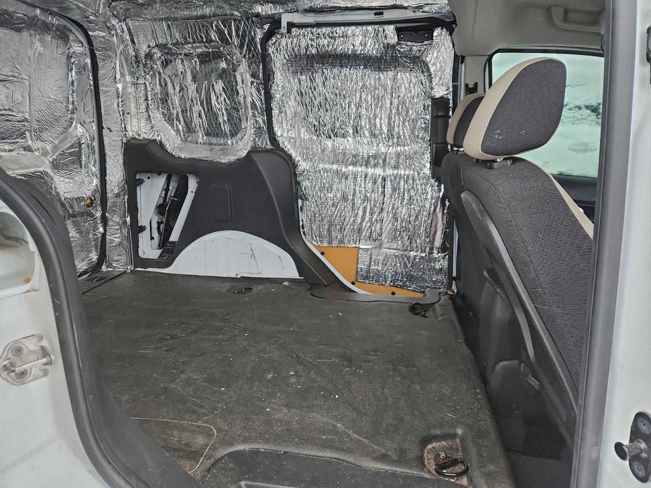 Ford Transit Xlt Image 14