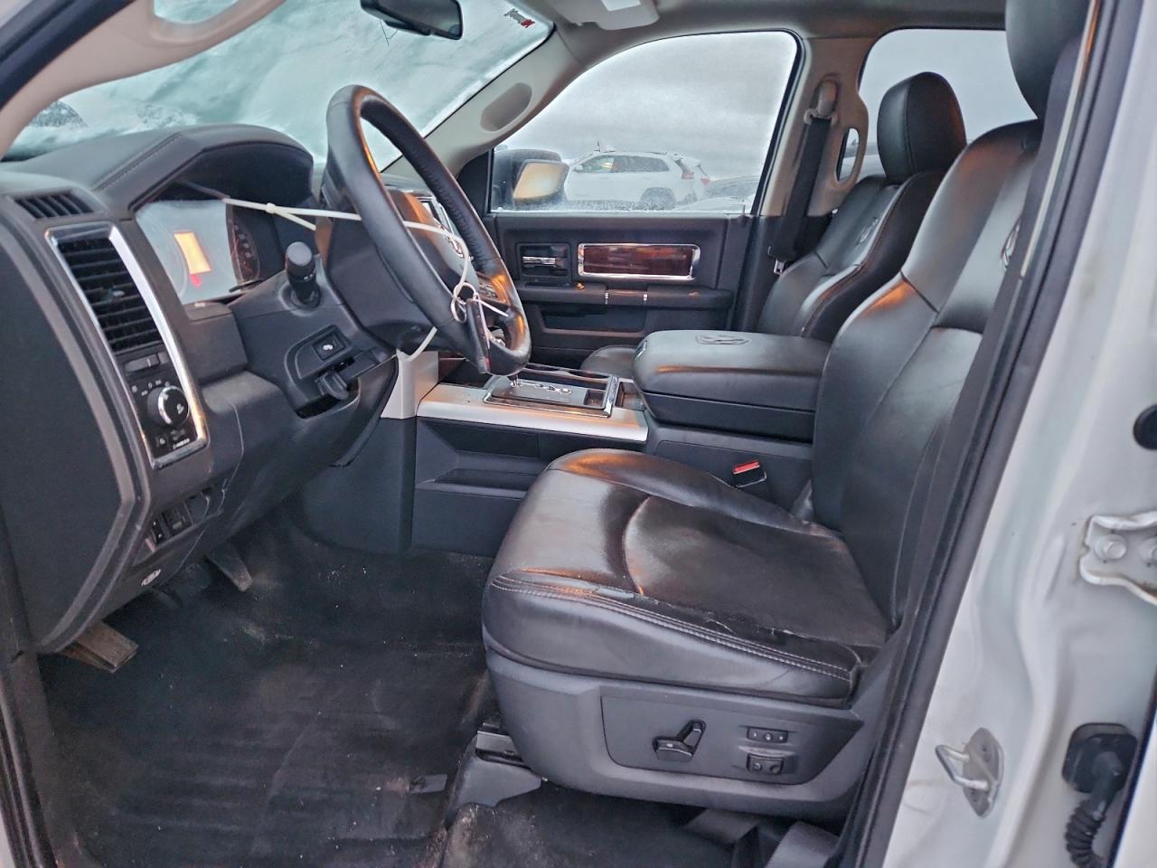 Dodge Ram 1500 Laramie Image 3