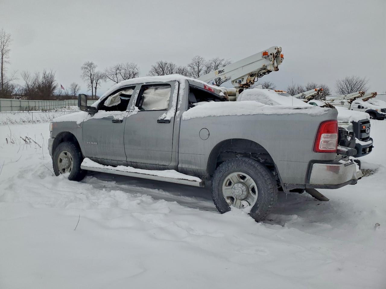 Ram 2500 Tradesman Image 3