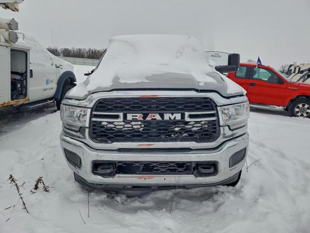 Ram 2500 Tradesman Image 6