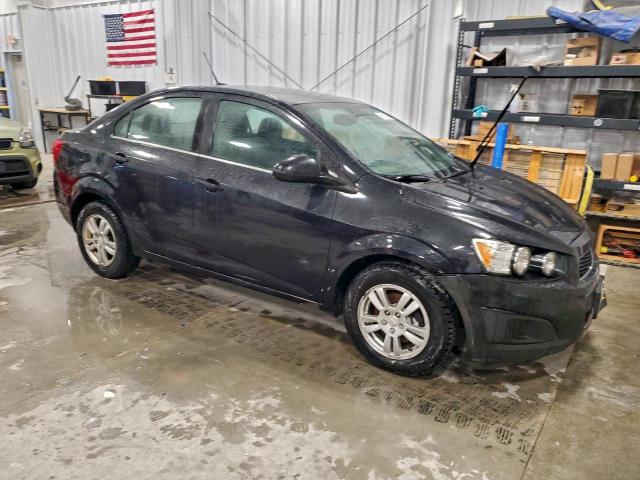 Chevrolet Sonic Lt Image 5