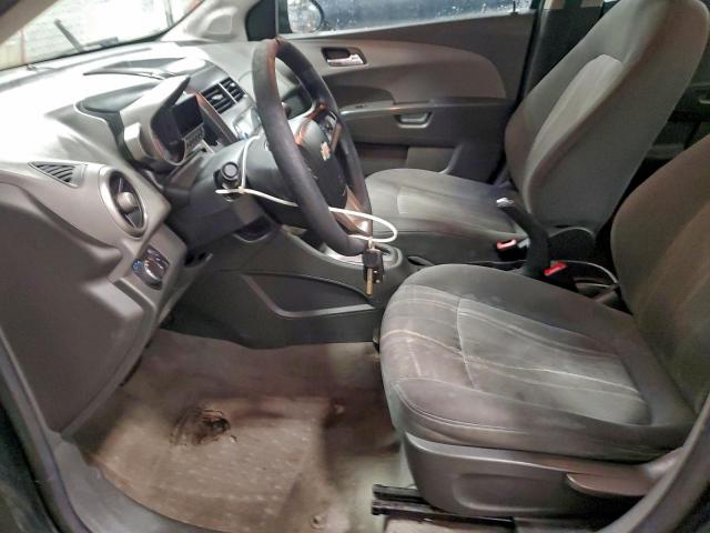 Chevrolet Sonic Lt Image 11