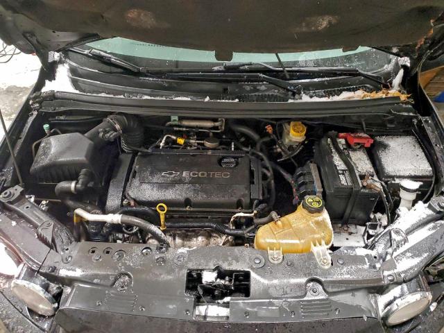 Chevrolet Sonic Lt Image 9