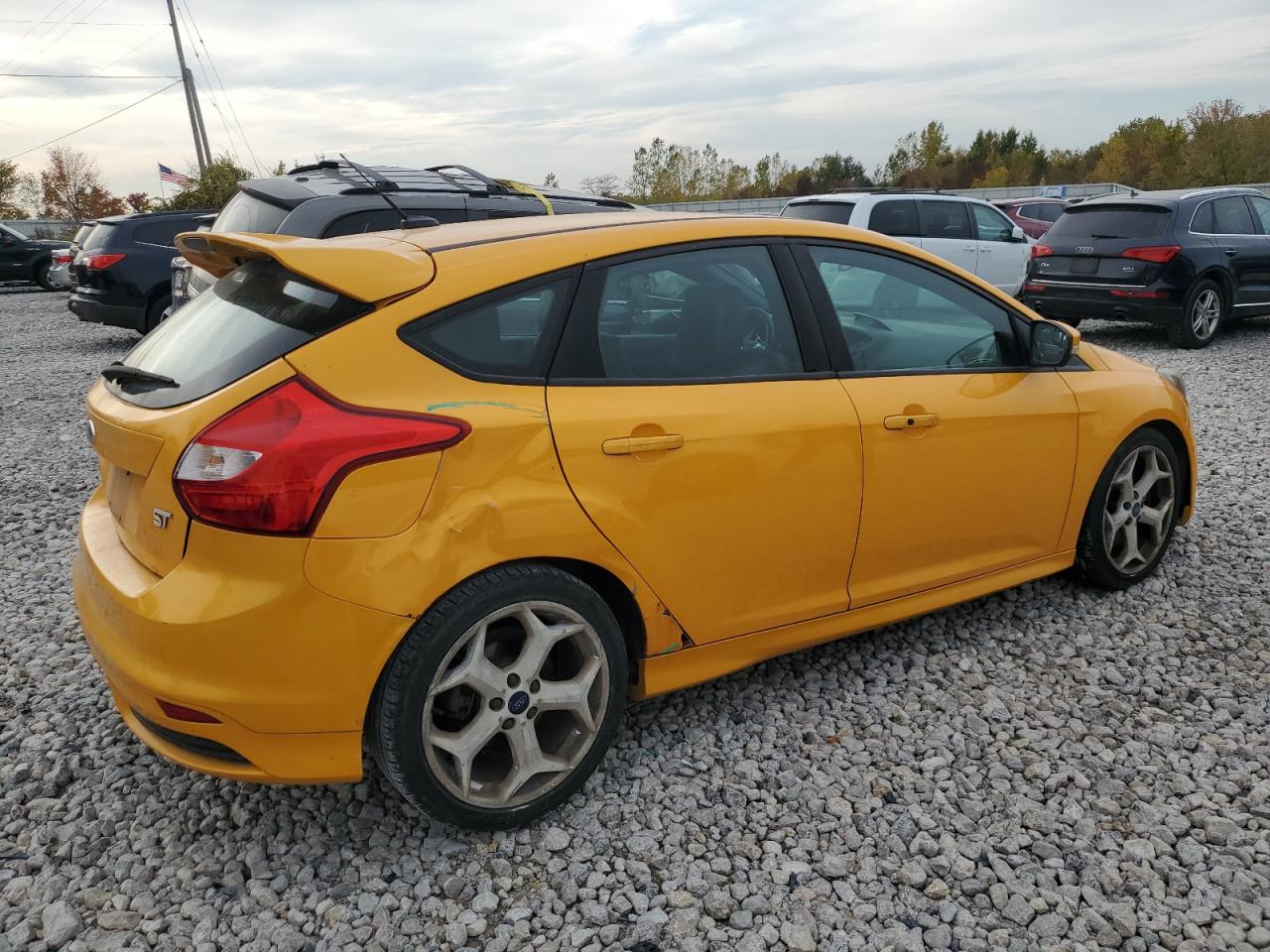 Ford Focus St Image 10