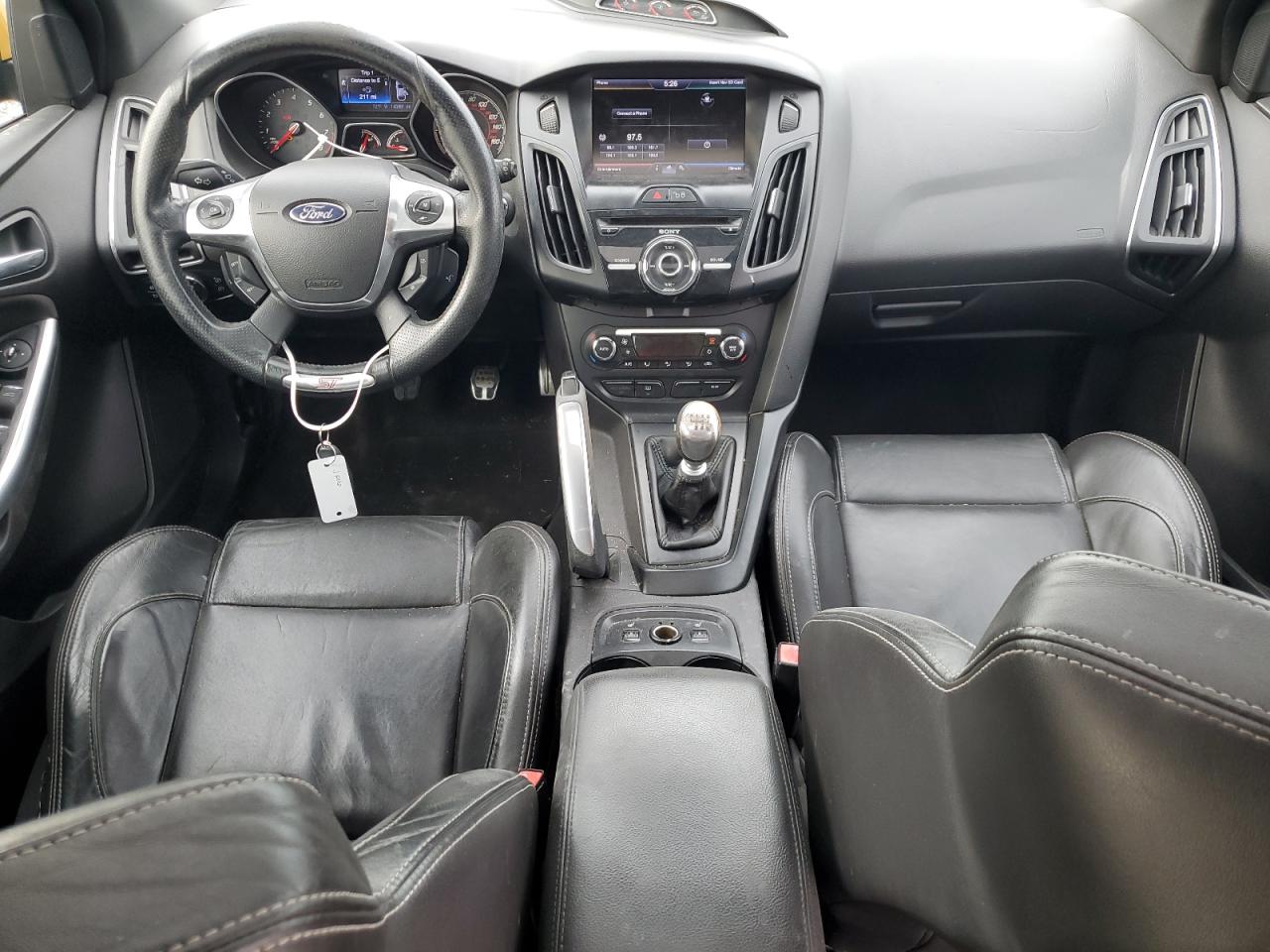 Ford Focus St Image 4