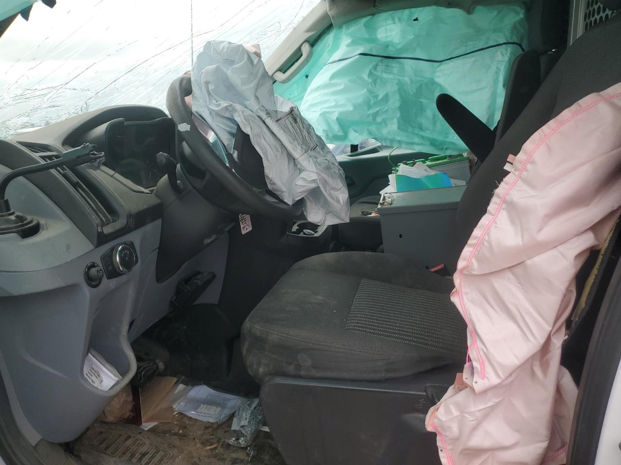 Ford Transit T-150 Image 5