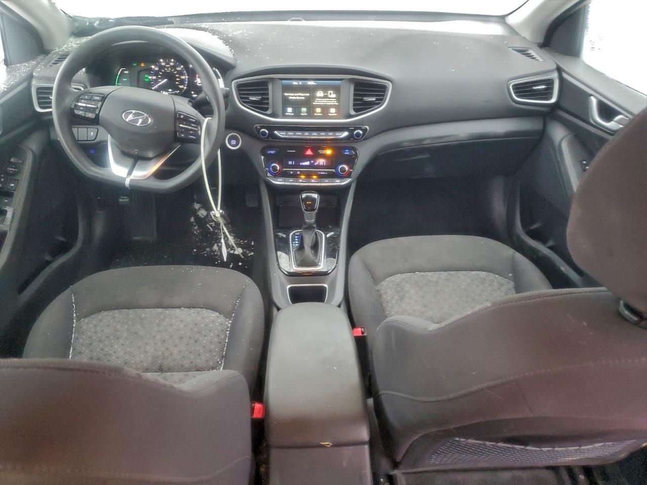 Hyundai Ioniq Blue Image 12