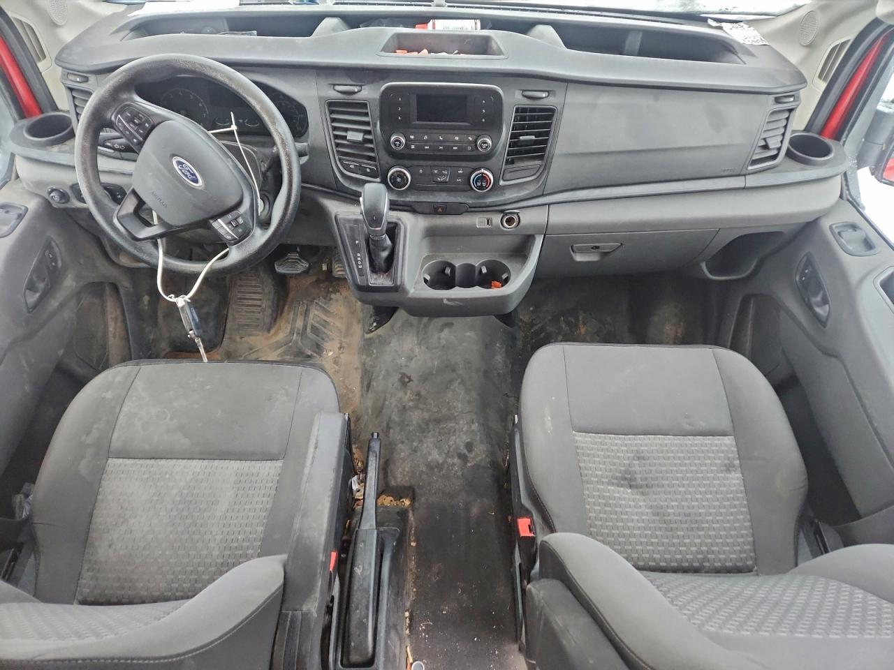 Ford Transit T-250 Image 2