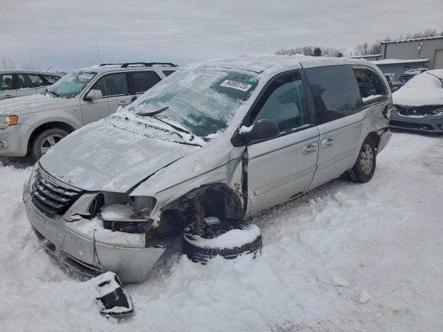  Salvage Chrysler Minivan