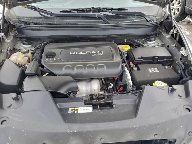 Jeep Grand Cherokee Sport Image 12