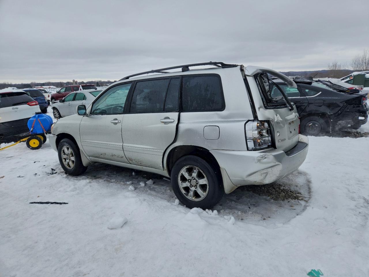 Toyota Highlander Sport Image 2