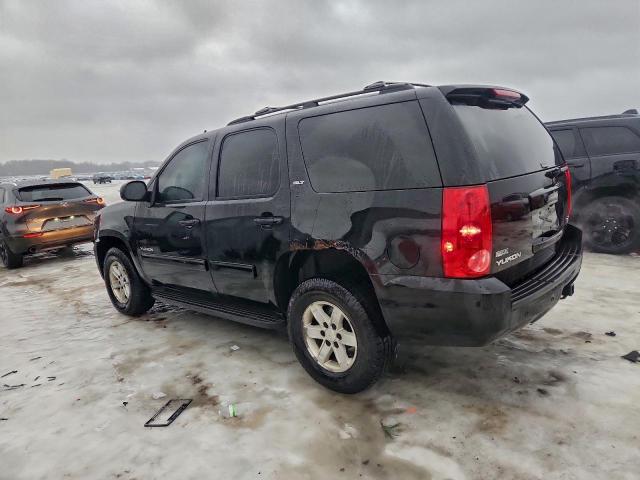 GMC Yukon Slt Image 2