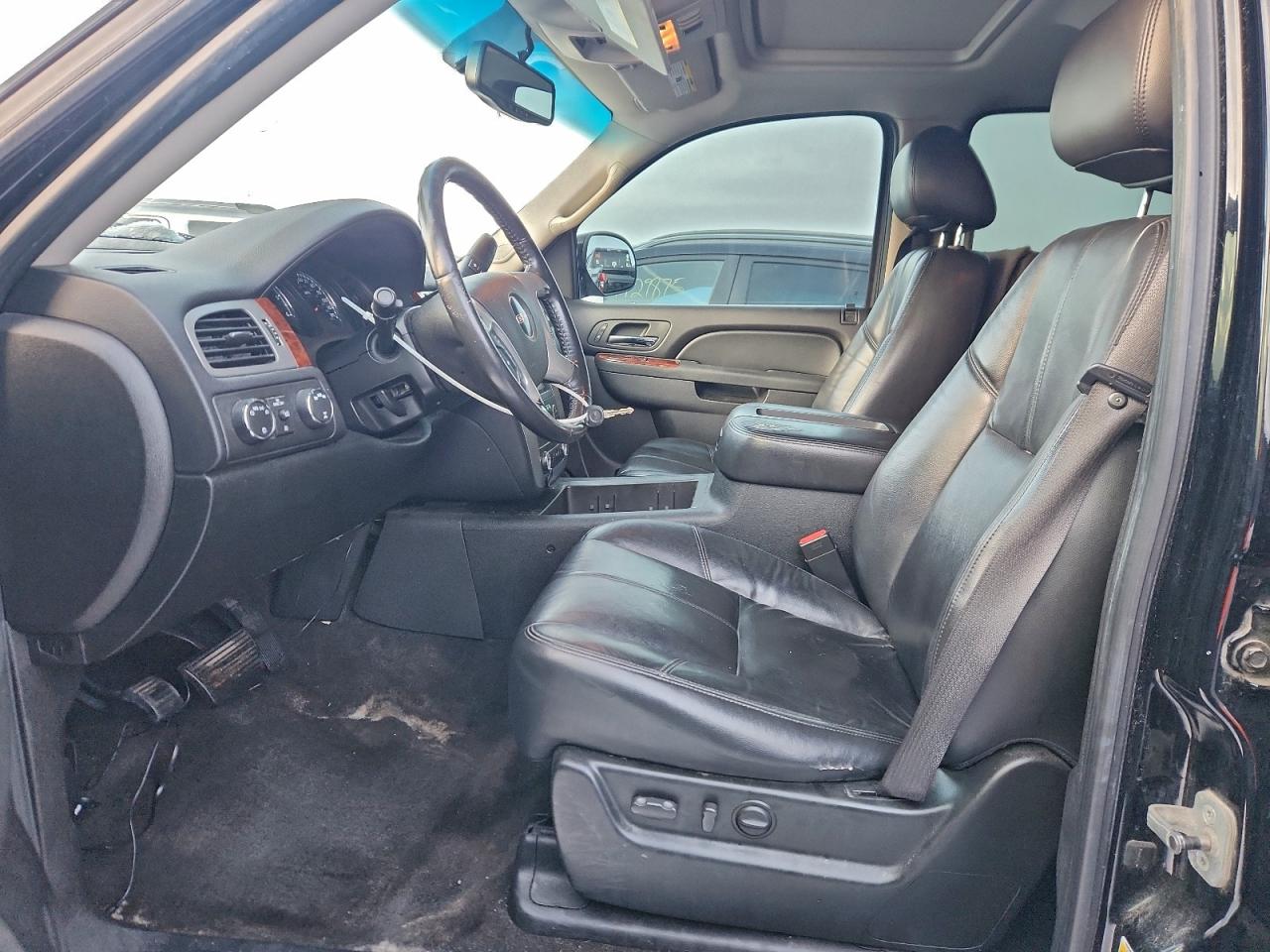 GMC Yukon Slt Image 11