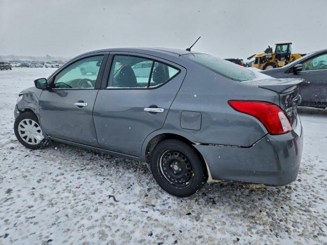 Nissan Versa S Image 9