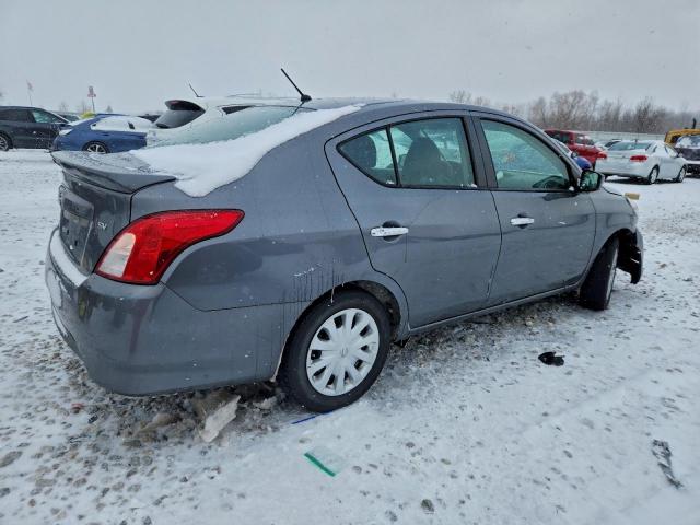 Nissan Versa S Image 12