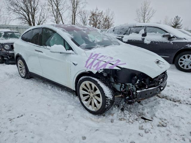 Tesla Model X Image 13