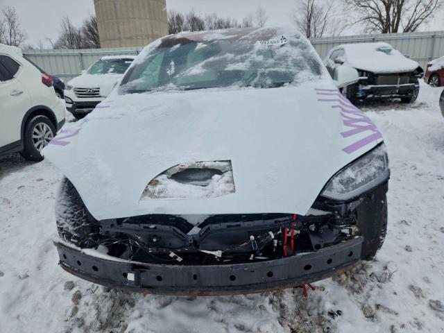 Tesla Model X Image 9