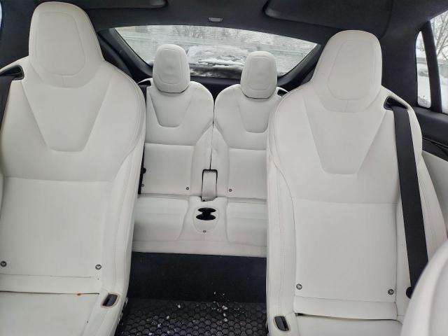 Tesla Model X Image 12
