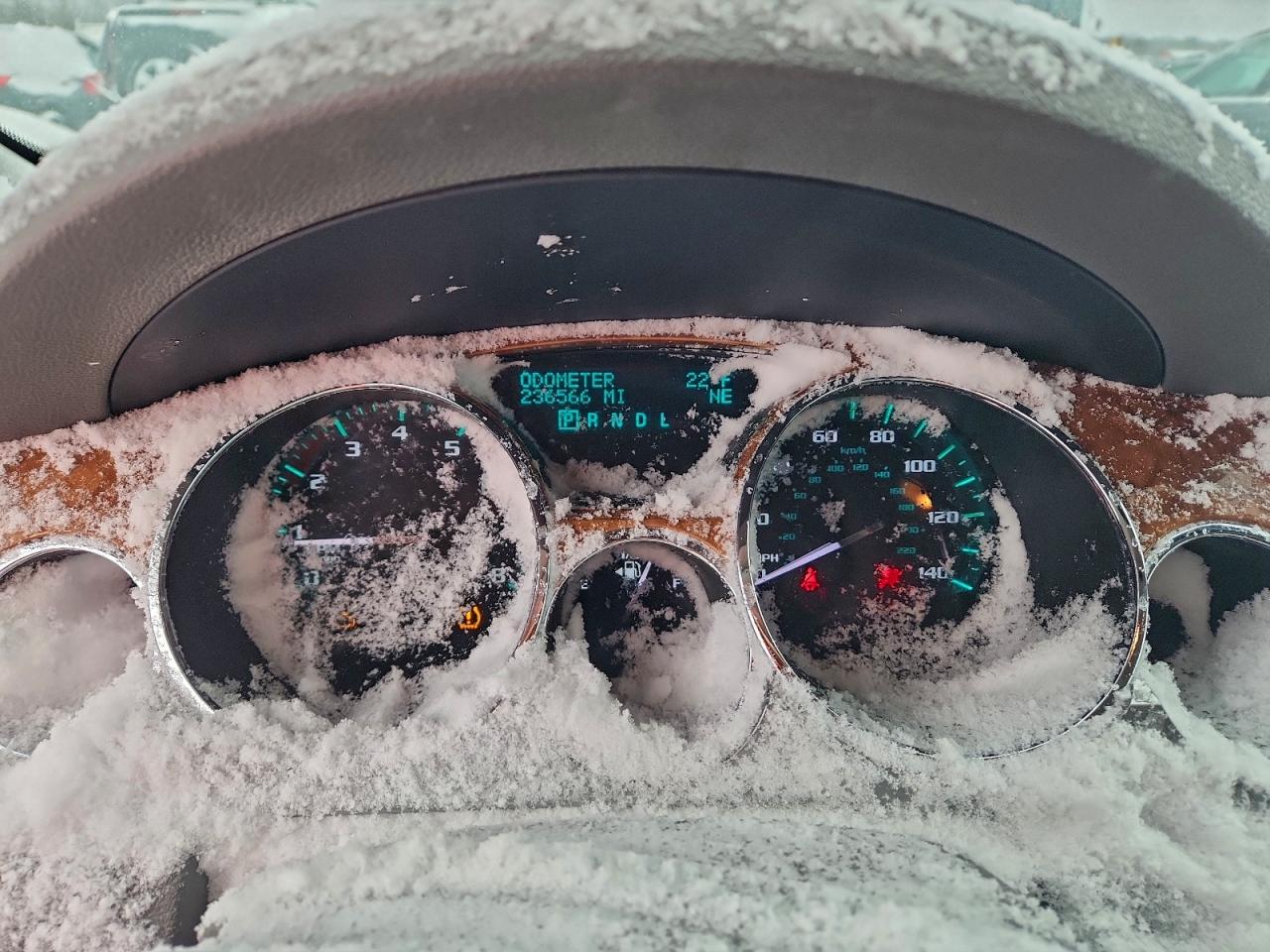 Buick Enclave Cxl Image 3